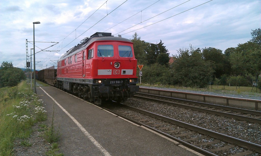 233 510 mit gemischten Gterzug am 06.07.2012 in Gundelsdorf / Frankenwaldbahn. 