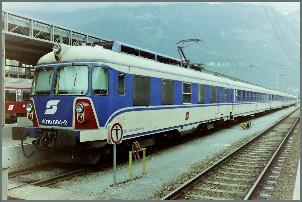BB ET 4010 004-2 in Innsbruck.
gescanntes Negativ/ Sept. 1994