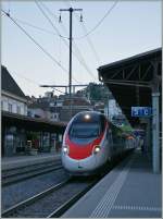 etr-610/210223/sbb-etr-610-als-35-erreicht SBB ETR 610 als 35 erreicht Montreux. 
22. Juli 2012
