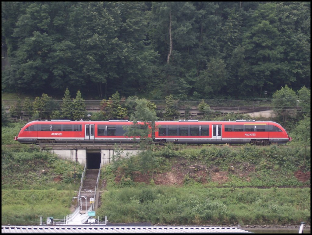 Triebzug der Baureihe 642 in Bad Schandau am 04.10.2012  
