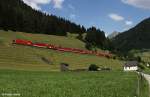ÖBB Lokzug vom Brenner kommend Richtung Innsbruck mit insgesamt 1x ÖBB 1116 + 5x 1144 + 1x 1063 + 4x 1216, fotografiert bei Stafflach am 02.07.2010